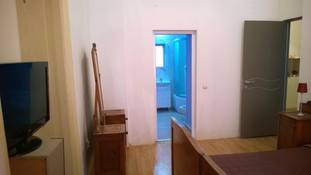 M Central Apartments Cluj Napoca Bagian luar foto